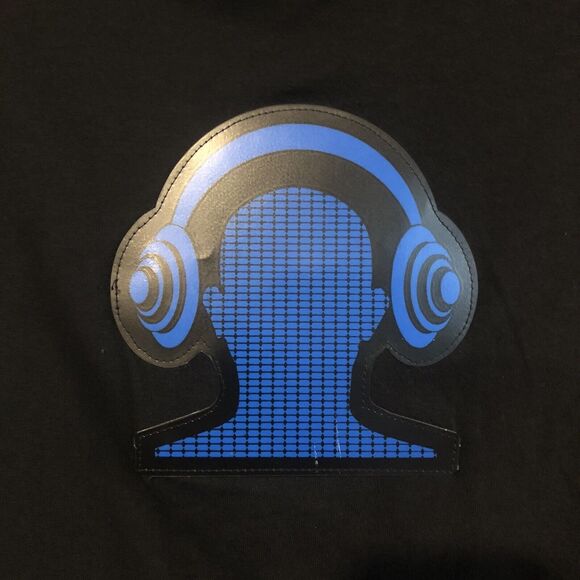 Lite M' Up Headphone Silhouette Medium T-Shirt Black Graphic Tee Men's - Picture 2 of 8
